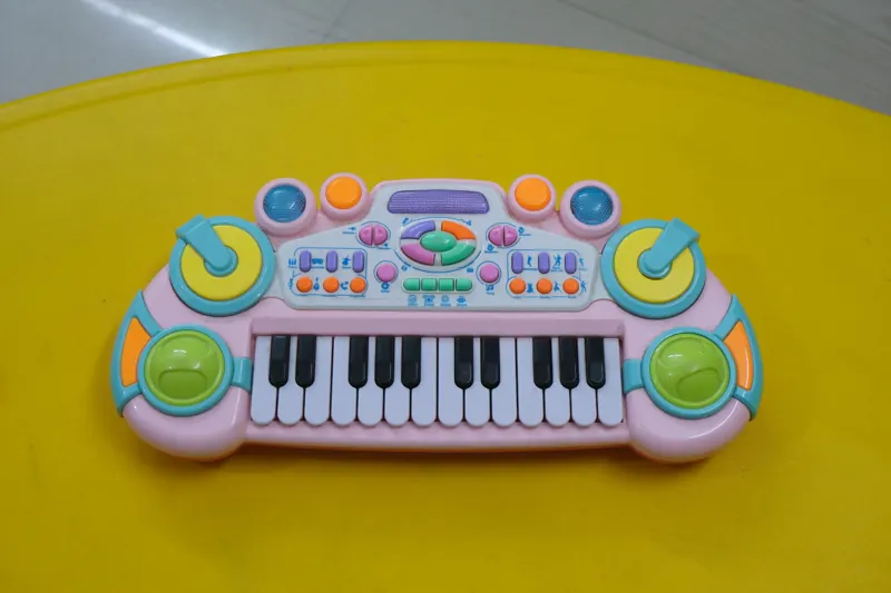 Music toys at Wonder Beats Kids School